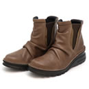 やわらかレザーエアーブーツLSハートレーベル