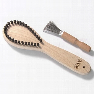 �󑐃A�[�g�u���V�����񂽂�ыʎ��u���V